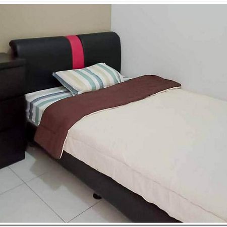Syukur Guesthouse Syariah Near Exit Toll Cikopo Redpartner Cikampek Luaran gambar
