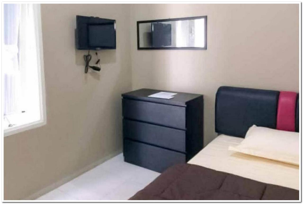 Syukur Guesthouse Syariah Near Exit Toll Cikopo Redpartner Cikampek Luaran gambar
