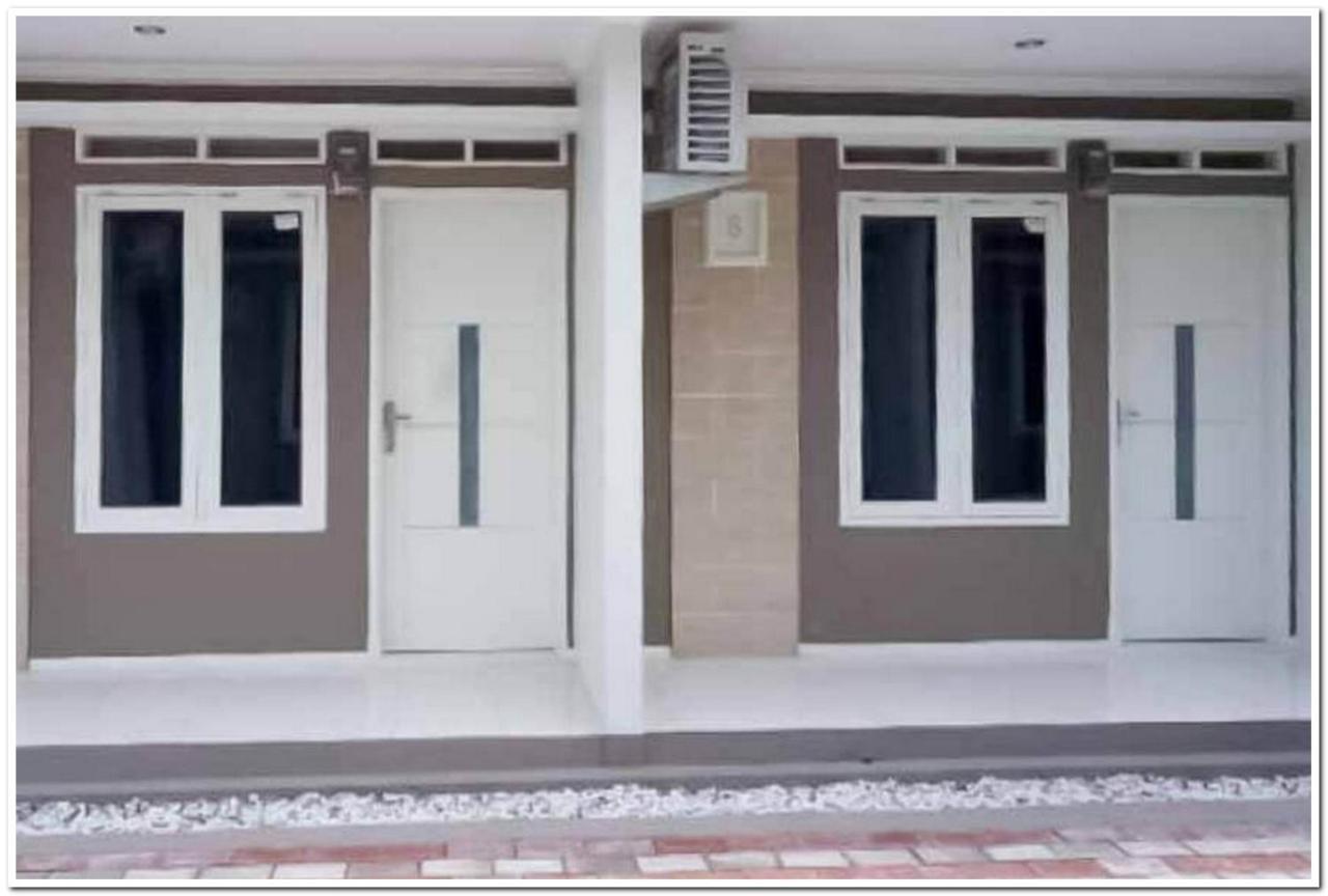 Syukur Guesthouse Syariah Near Exit Toll Cikopo Redpartner Cikampek Luaran gambar